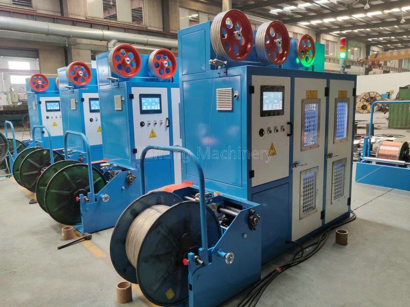 云南省電線電纜行業(yè)協(xié)會會長引領(lǐng)行業(yè)發(fā)展